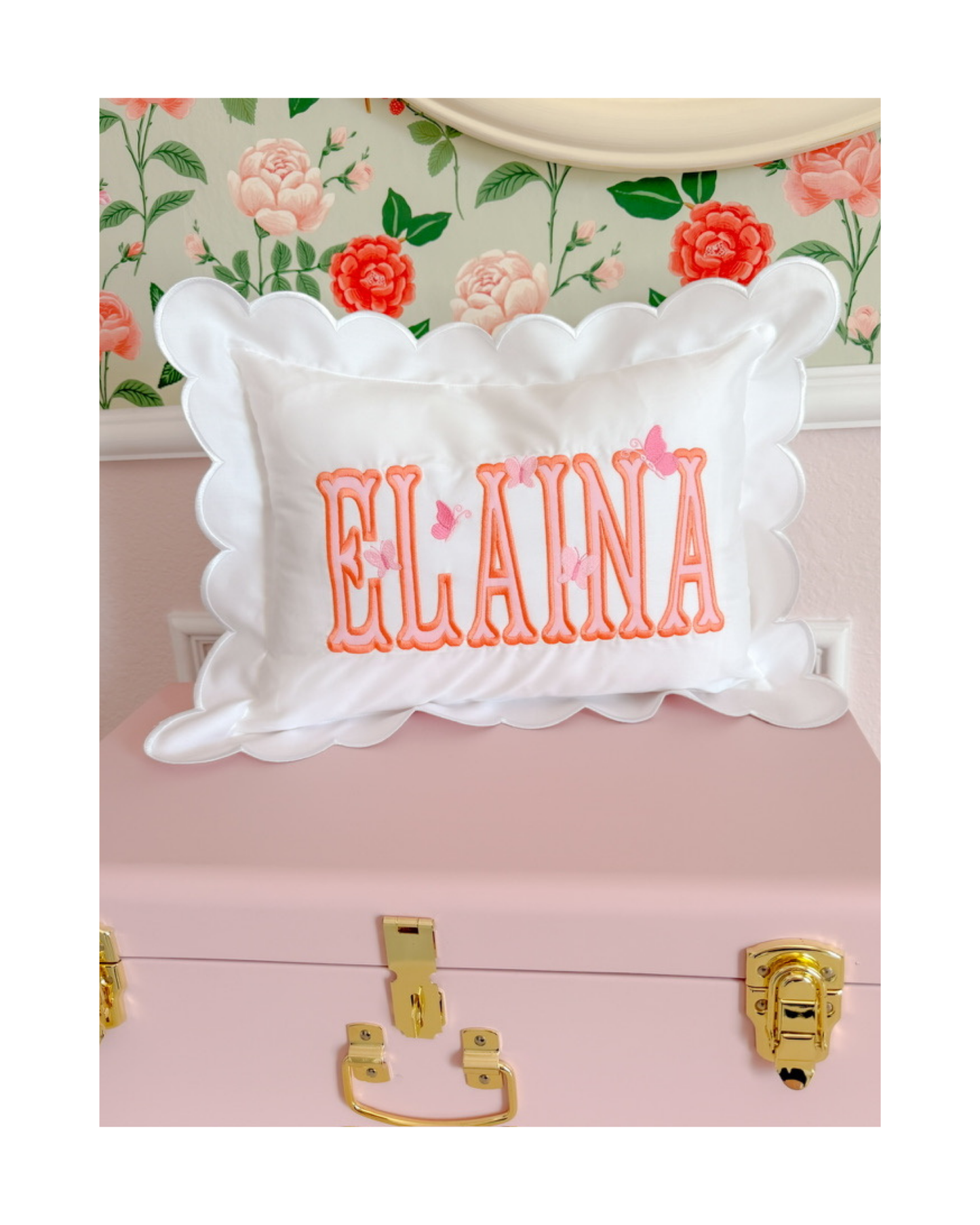 Nursery Pillow with Applique Name - Piping Trim