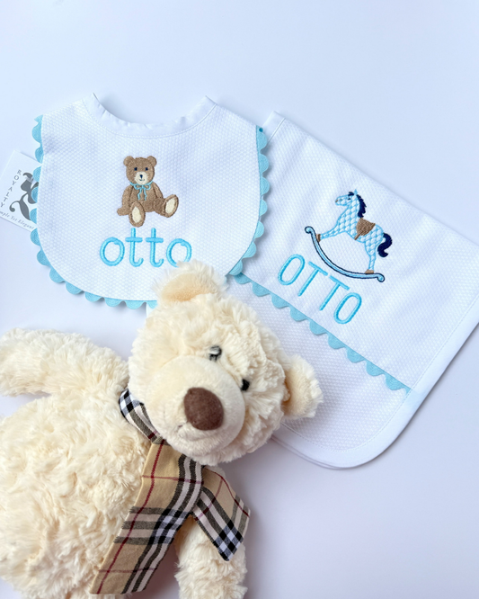 Pique Bib and Burp Set