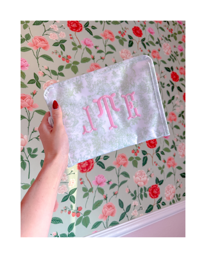TRVL Roadie - Bunny Toile Green