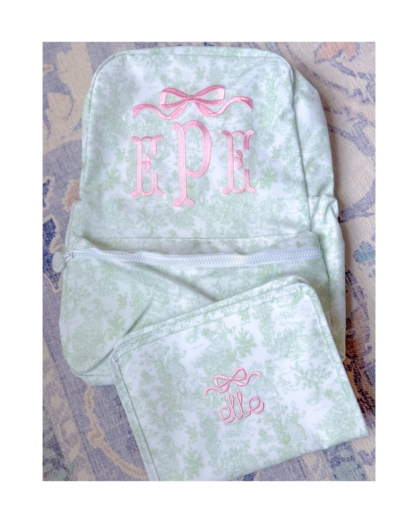 TRVL Roadie - Bunny Toile Green