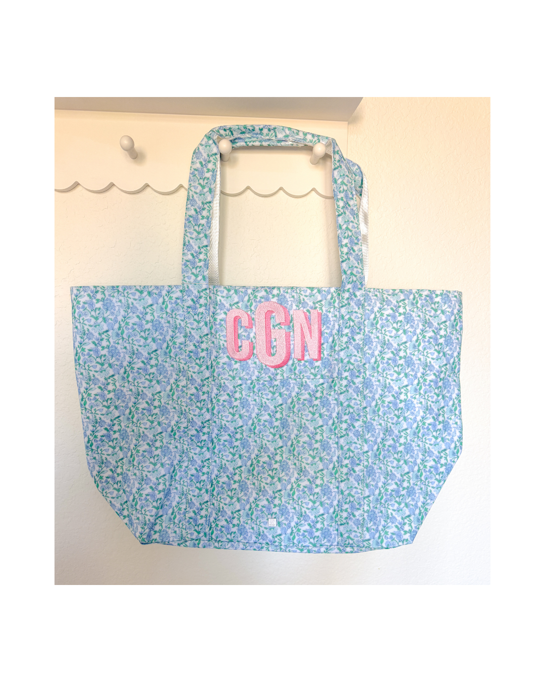 TRVL Jumbo Tote - Hamptons Floral