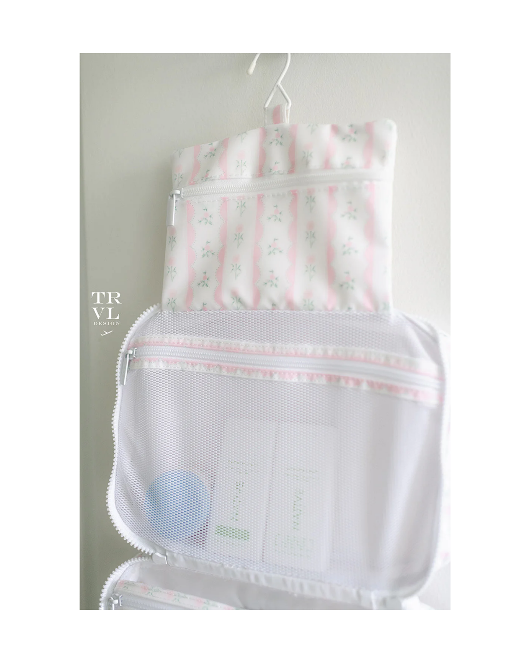 TRVL Bundle Up - Hanging Cosmetic & Toiletry Bag