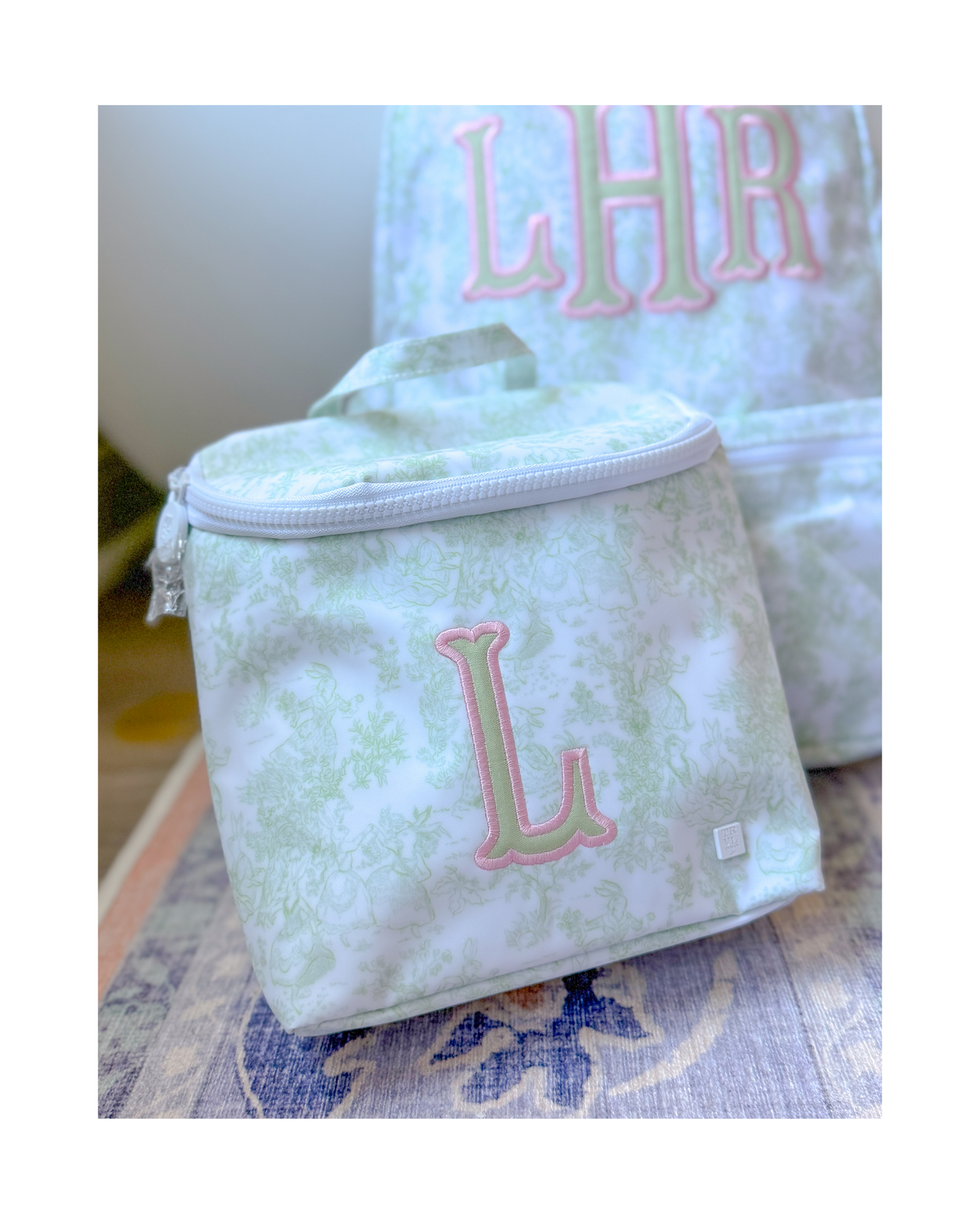 TRVL Take Away Insulated Lunch Bag - Bunny Toile Green