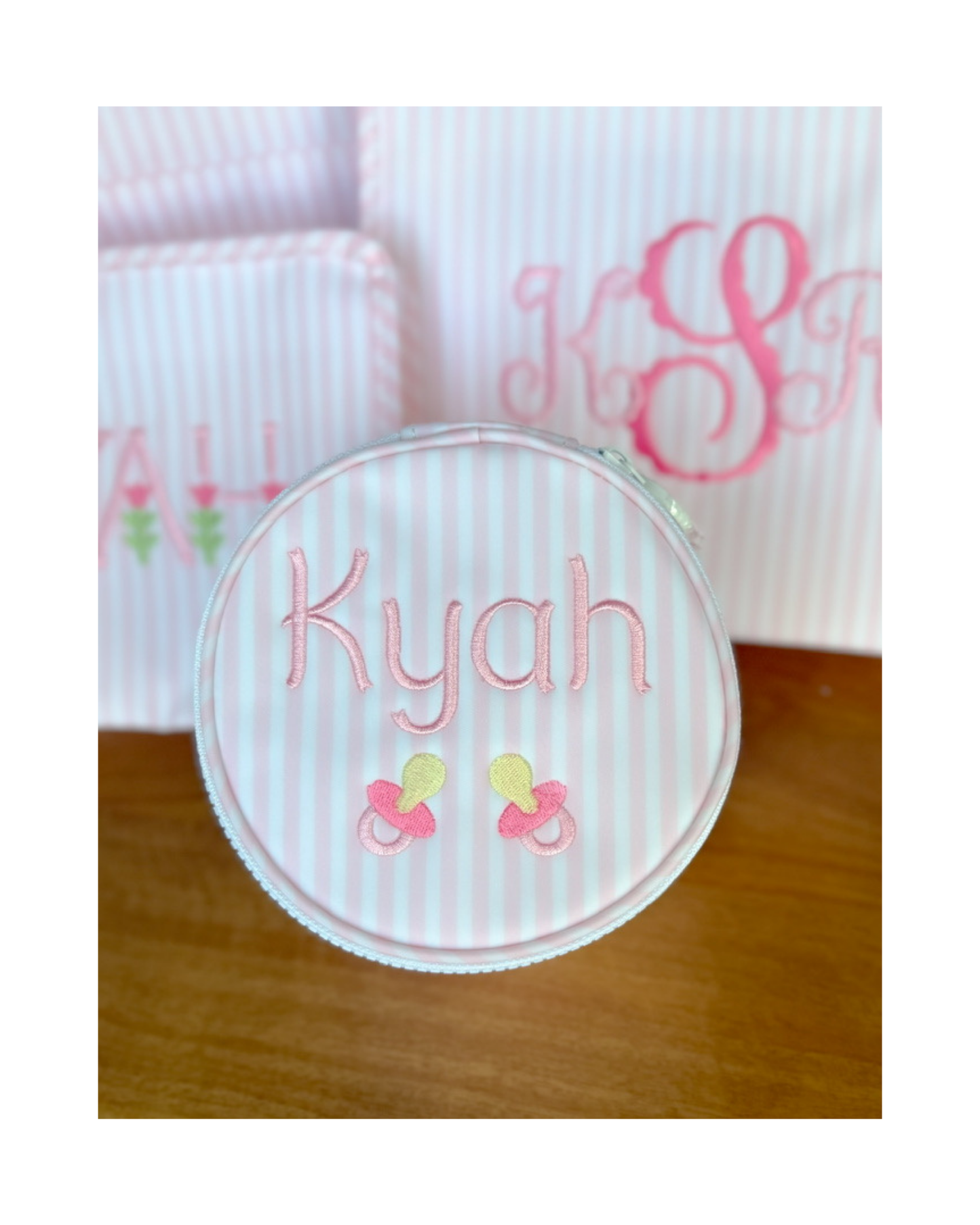 TRVL Jewel Round Case - Pimlico Stripe Pink