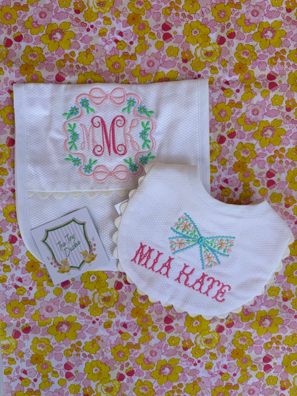 Pique Bib and Burp Set
