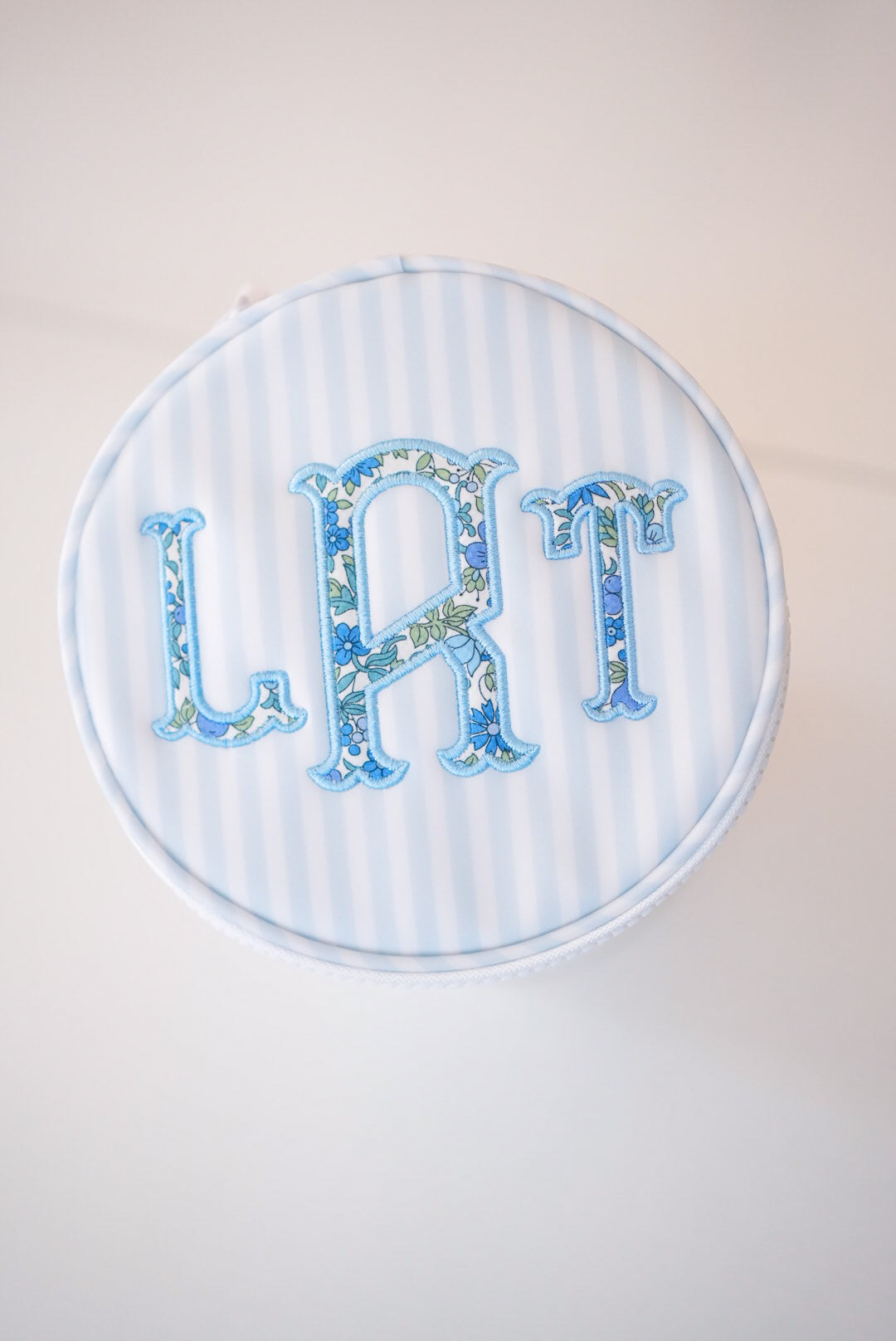TRVL Jewel Round Case - Pimlico Stripe Blue